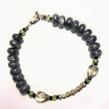 Peridot, Black Labradorite, and Freshwater Pearl Bracelet