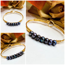 Peacock Blue Pearl Bracelet