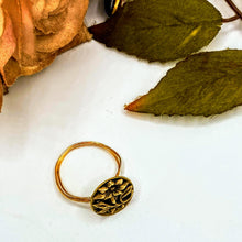 Victorian Button Flower Ring